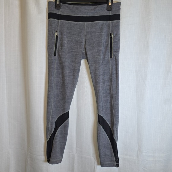 lululemon athletica Pants - Lululemon Women's Cropped Leggings Sz 8 Striped Black Gray Zipper Pockets Mesh